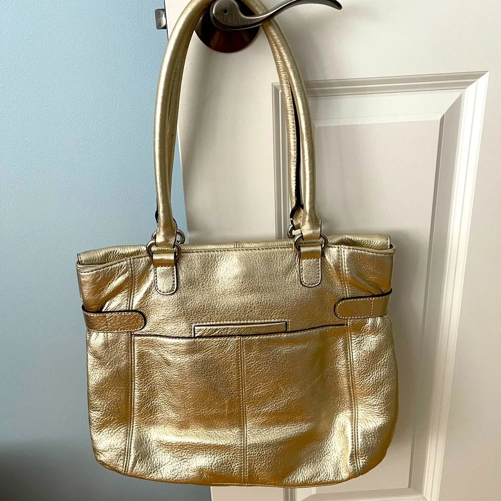 B Makowsky gold tone purse - Picture 3 of 8